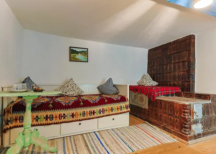 Guest house La Lipoveni