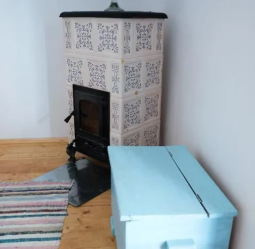 Guest house La Lipoveni