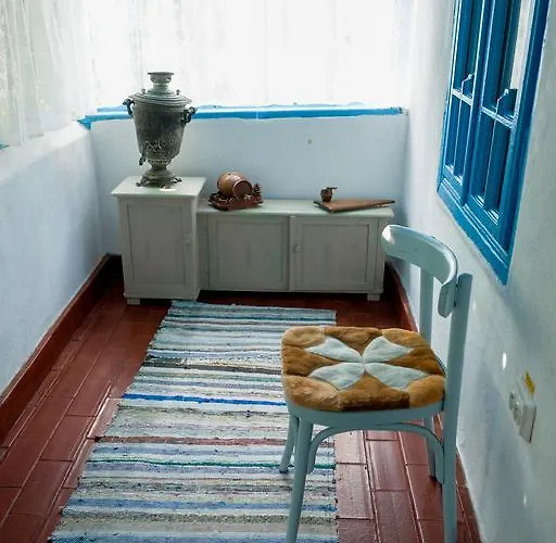 Guest house La Lipoveni *