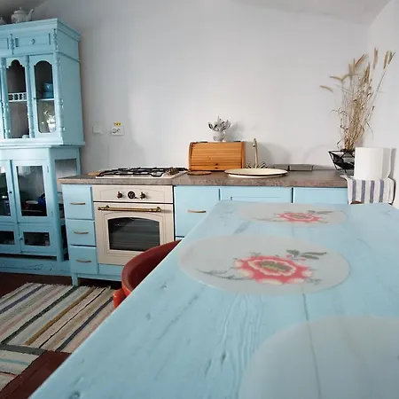 Affittacamere La Lipoveni *